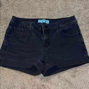 Wax jeans black shorts